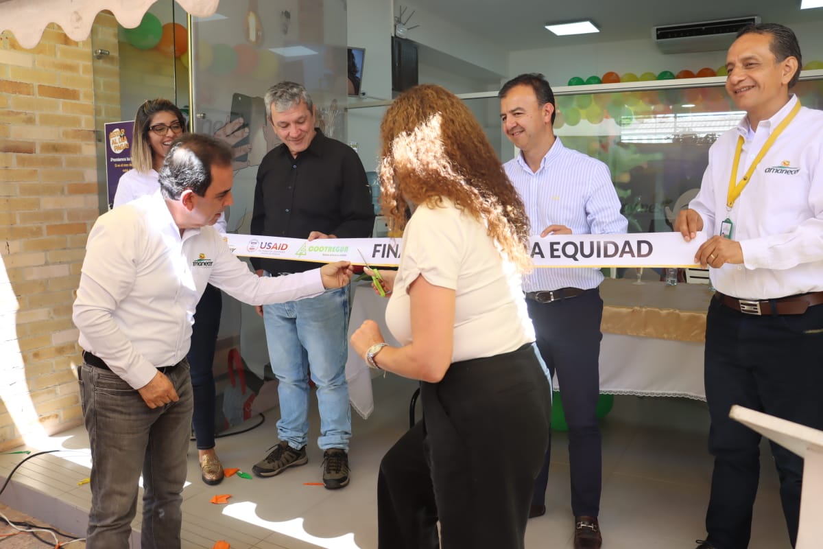 Inauguración de la segunda oficina de la Fundación Amanecer en Villavicencio